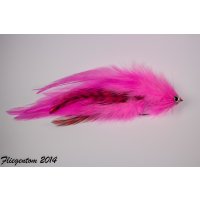 Streamer for pike and predators No. 30 - pink