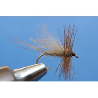 The inconspicuous No. 5 barbless 16