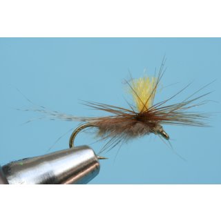 Tan colored parachute with body of duck fluff barbless 16