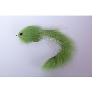 Predator Zonker / Streamer green  (Pike, Muskie, Bass) 2/0 - 15cm (6 inch)
