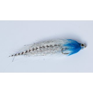 Silver-blue predatory fish streamer